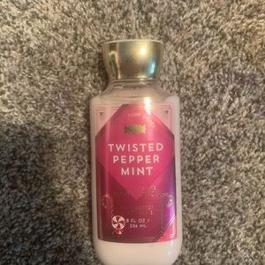 Bath and Body Works twisted peppermint lotion